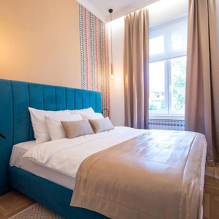 Luxury Suite In City Centre サラエヴォ エクステリア 写真